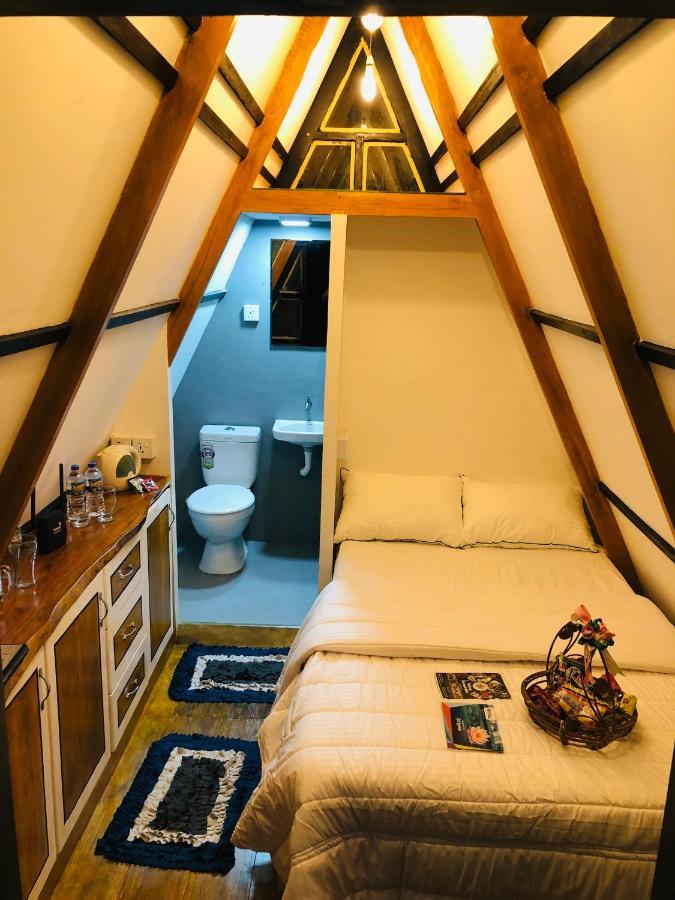 The We2 "Wildwood Elegance Escape" Bed & Breakfast Induruwa Eksteriør bilde